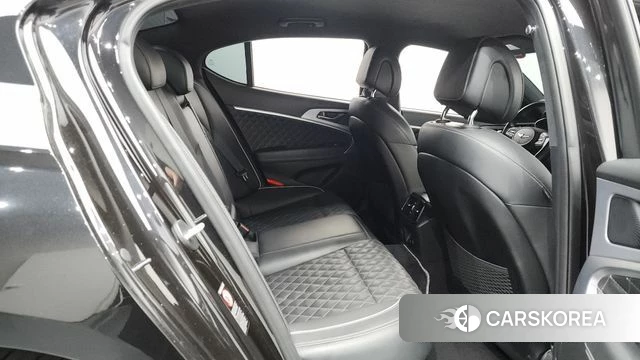 Genesis G70 2018 Черный из Кореи, фото 2