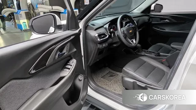 Chevrolet (GM Daewoo) Trailblazer 2021 Белый из Кореи, фото 2