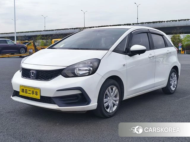Honda Fit 2021 Белый из Китая, фото 2
