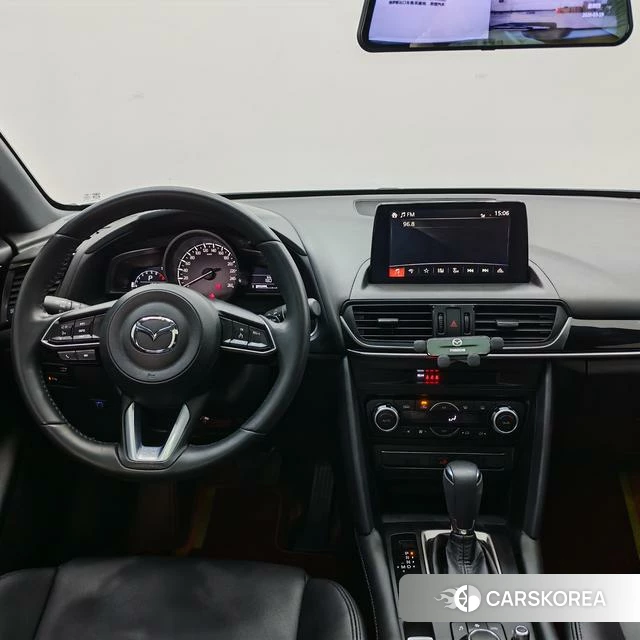 Mazda CX-4 2023 Белый из Китая, фото 2