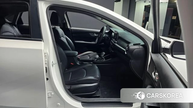 Kia Come New K3 2018 Белый из Кореи, фото 2
