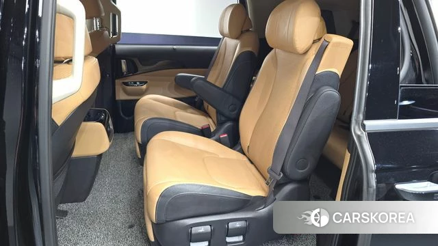 Kia Carnival 4th generation 2023 Черный из Кореи, фото 2