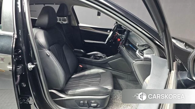 Kia K5 3rd generation 2022 Черный из Кореи, фото 2