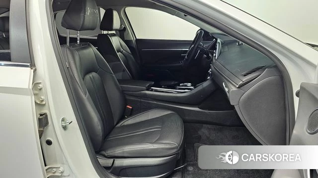 Hyundai Sonata (DN8) 2022 Белый из Кореи, фото 2