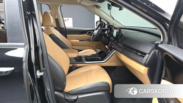 Kia Carnival 4th generation 2022 Черный из Кореи, фото 2