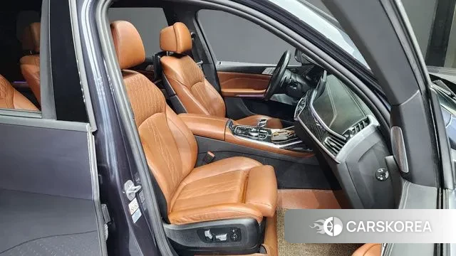 BMW X7 (G07) 2022 Серый из Кореи, фото 2