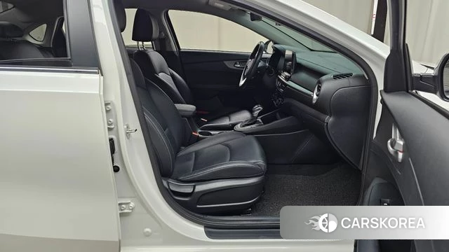 Kia Come New K3 2019 Белый из Кореи, фото 2