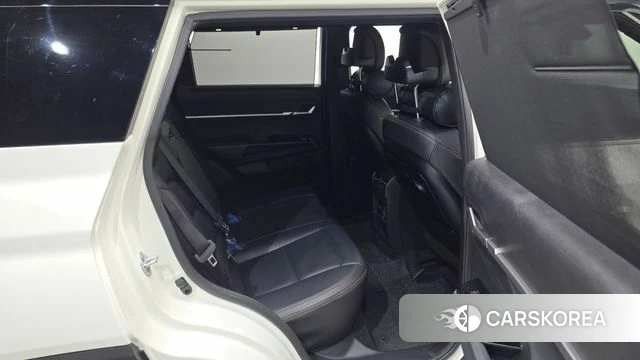 Ssangyong Torres EVX 2024 Белый из Кореи, фото 2