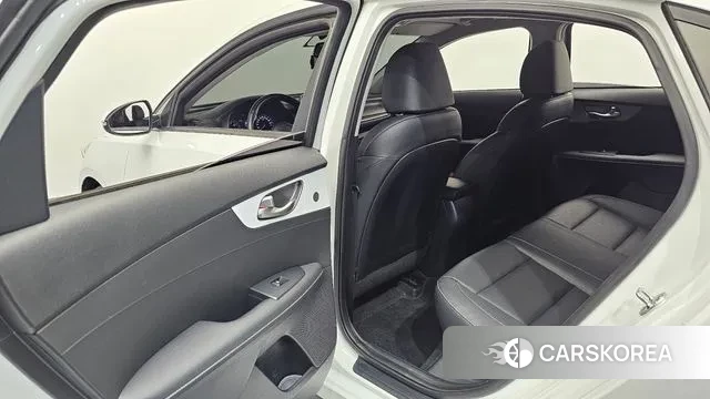 Kia Come New K3 2019 Белый из Кореи, фото 2