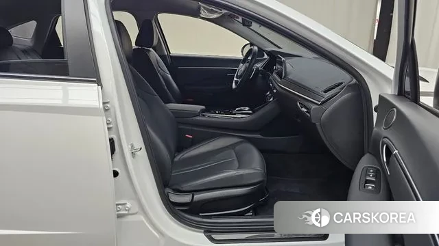 Hyundai Sonata (DN8) 2021 Белый из Кореи, фото 2