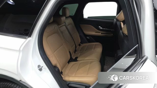 Lincoln Corsair 2021 Белый из Кореи, фото 2