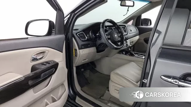 Kia The New Carnival 2018 Черный из Кореи, фото 2