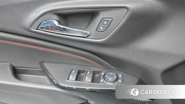 Chevrolet (GM Daewoo) Trax Crossover 2024 Светло-зеленый из Кореи, фото 2