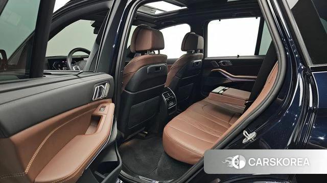 BMW X5 (G05) 2024 Черный из Кореи, фото 2