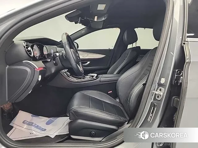 Mercedes-Benz E-Class W213 2019 Серый из Кореи, фото 2