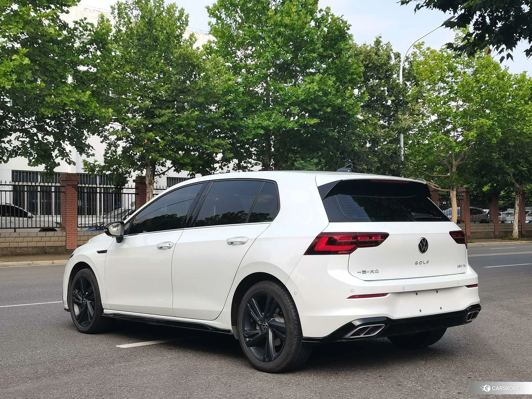 Volkswagen Golf 2020 Белый из Китая, фото 2