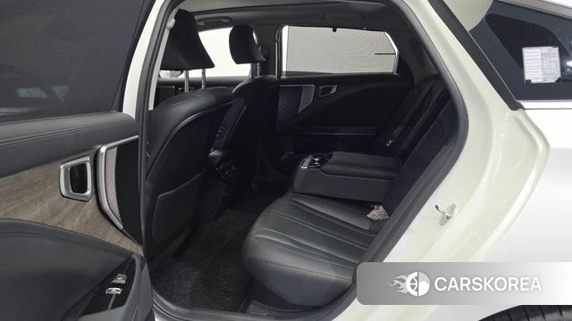 Kia K8 Hybrid 2023 Белый из Кореи, фото 2