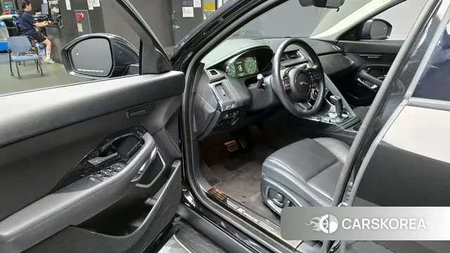 Jaguar E-PACE 2018 Черный из Кореи, фото 2