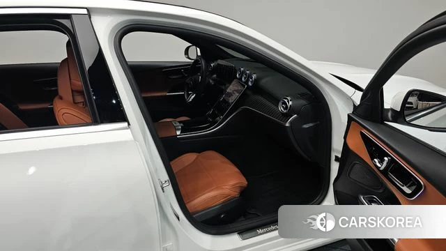 Mercedes-Benz C-Class W206 2023 Белый из Кореи, фото 2