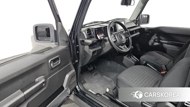 Suzuki Jimny 2025 Черный из Кореи, фото 2