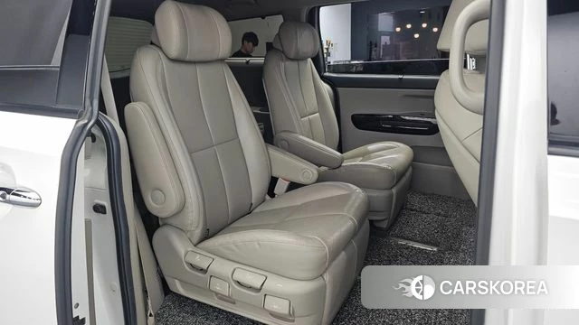 Kia The New Carnival 2019 Белый из Кореи, фото 2