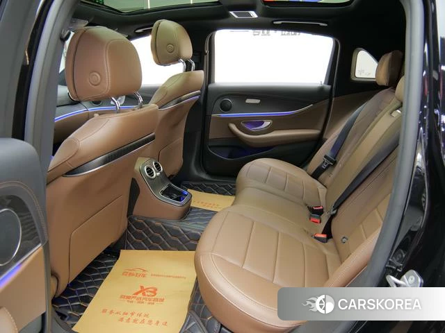 Mercedes-Benz E-class PHEV 2023 Черный из Китая, фото 2