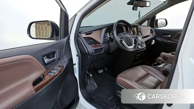 Toyota Sienna 2019 Белый из Кореи, фото 2