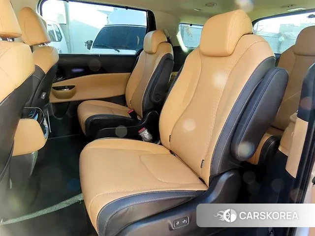 Kia Carnival 4th generation 2023 Белый из Кореи, фото 2