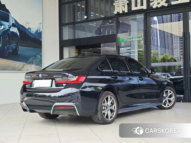 BMW i3 2024 Черный из Китая, фото 2