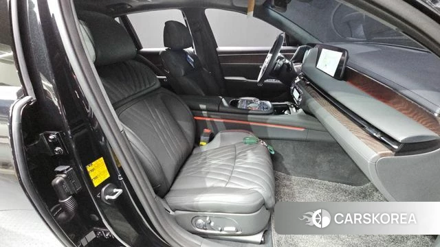Genesis G90 (RS4) 2023 Черный из Кореи, фото 2
