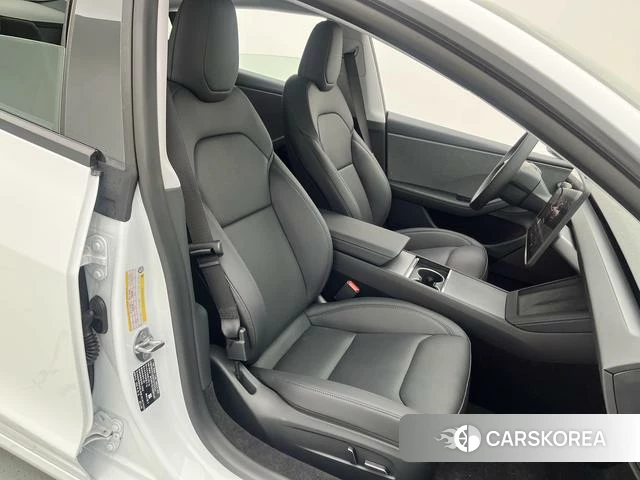 Tesla Model 3 2026 Белый из Китая, фото 2