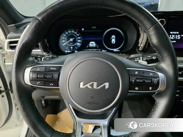 Kia K5 3rd generation 2021 Белый из Кореи, фото 2