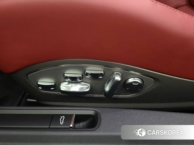 Porsche 718 Boxster 2024 Белый из Кореи, фото 2