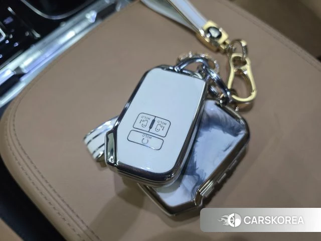 Kia Carnival 4th generation 2022 Черный из Кореи, фото 2