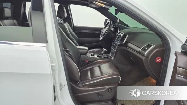 Jeep Grand Cherokee 2018 Белый из Кореи, фото 2