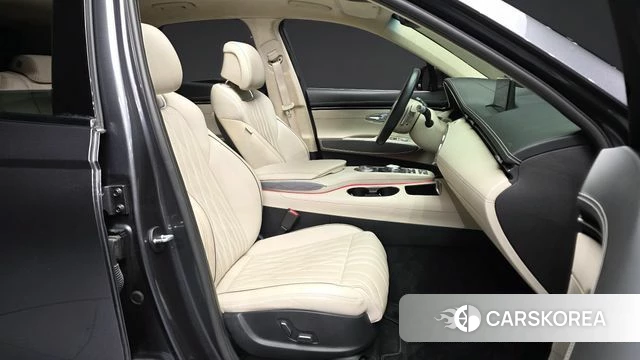 Genesis GV70 2021 Серый из Кореи, фото 2