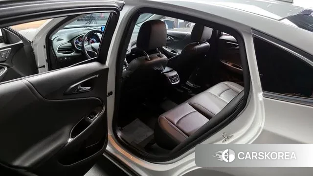 Chevrolet (GM Daewoo) All New Malibu 2018 Белый из Кореи, фото 2