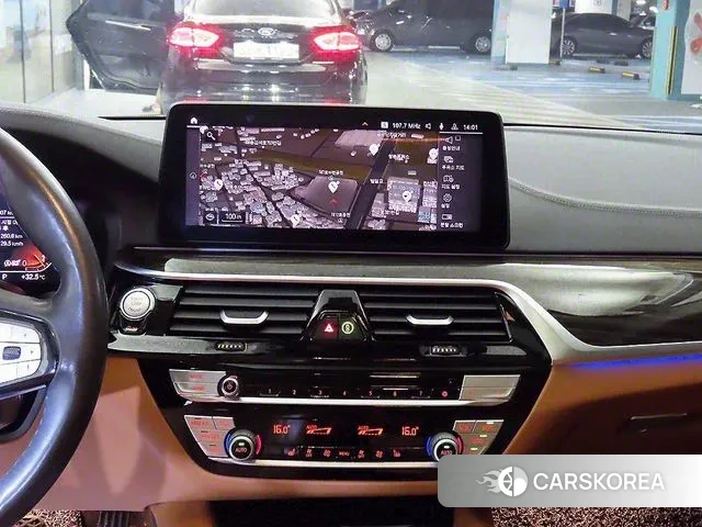 BMW 5 Series (G30) 2020 Черный из Кореи, фото 2