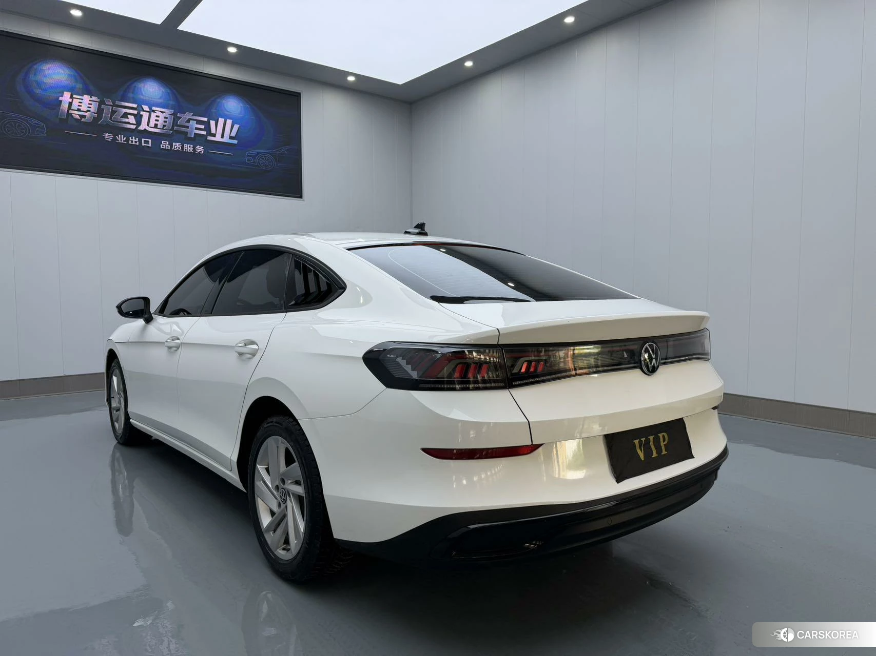 Volkswagen Lingdu 2022 Белый из Китая, фото 2