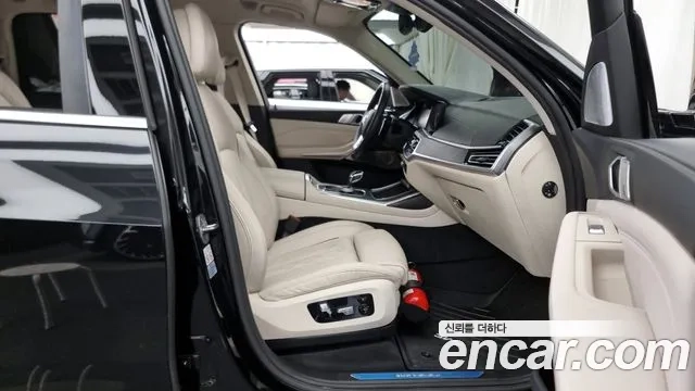 BMW X7 (G07) 2021 Черный из Кореи, фото 2