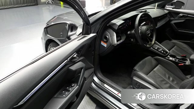 Audi A3 (8Y) 2023 Серый из Кореи, фото 2