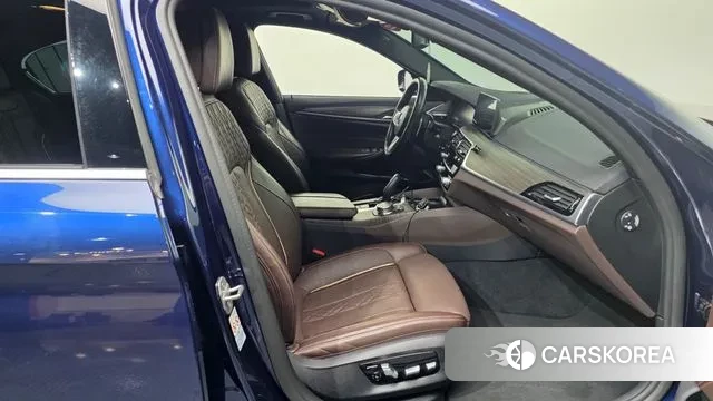 BMW 5 Series (G30) 2020 Синий из Кореи, фото 2