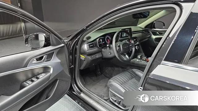 Genesis G70 2019 Черный из Кореи, фото 2