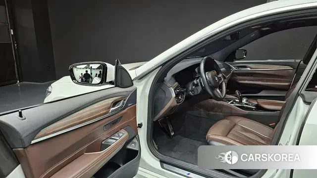 BMW 6 Series GT (G32) 2019 Белый из Кореи, фото 2