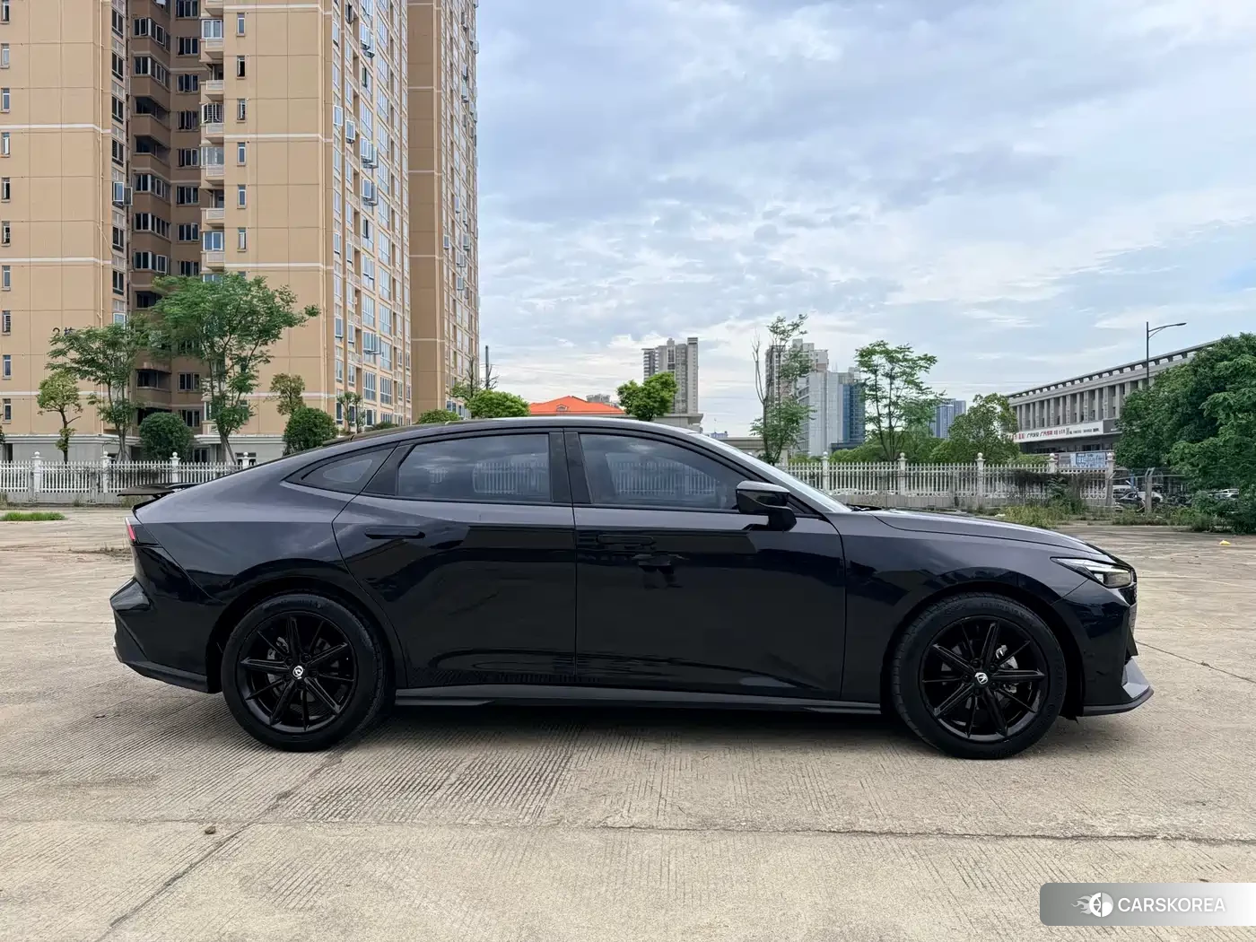 Chang'an UNI-V 2023 Черный из Китая, фото 2