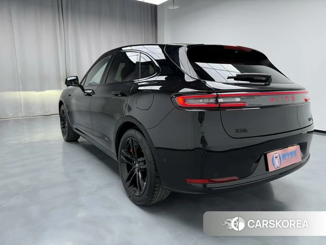 AITO Ask the world M5 2025 Черный из Китая, фото 2