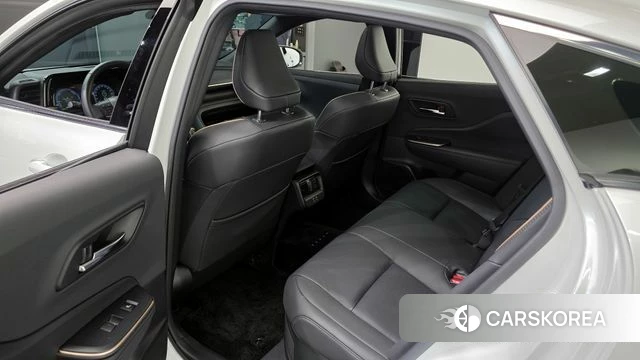 Toyota Crown Crossover 2023 Белый из Кореи, фото 2