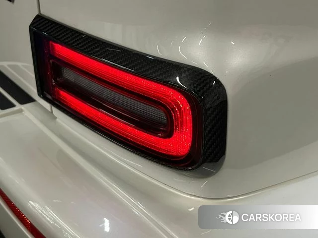 Mercedes-Benz G-Class W463b 2019 Белый из Кореи, фото 2
