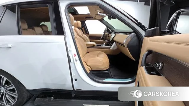 Land Rover Range Rover 5th Generation 2023 Белый из Кореи, фото 2