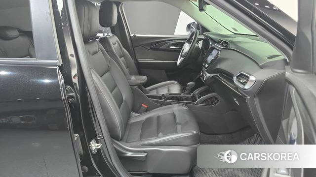 Chevrolet (GM Daewoo) Trailblazer 2021 Черный из Кореи, фото 2